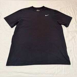 Nike Dri-FIT Men’s T-Shirt Size L